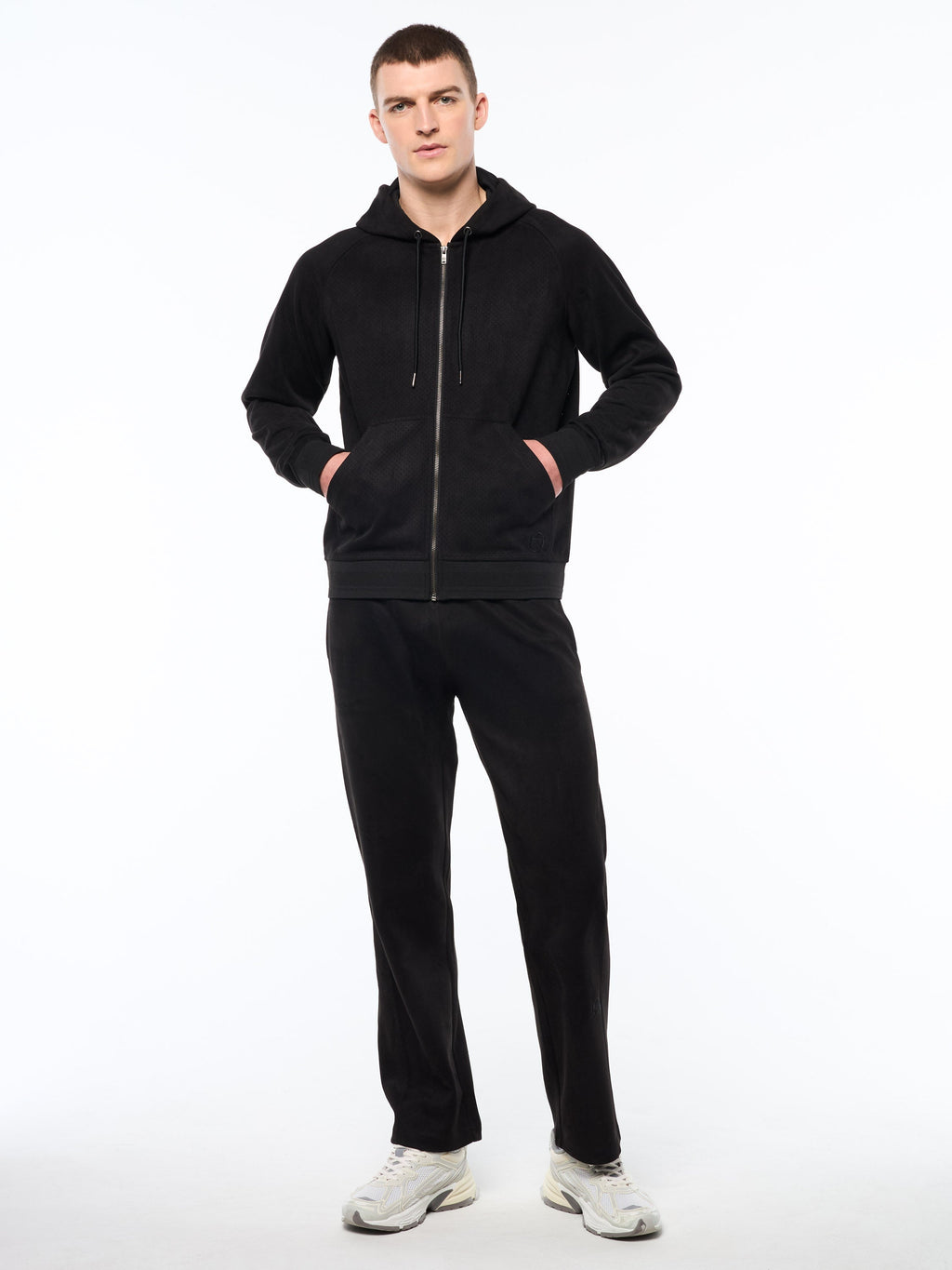 Camoscio Hoodie- Black Beauty