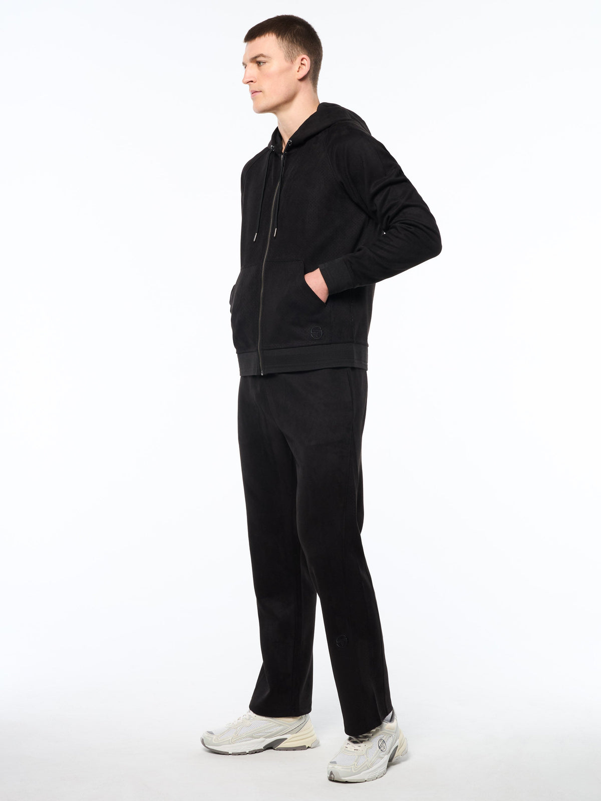 Camoscio Hoodie- Black Beauty