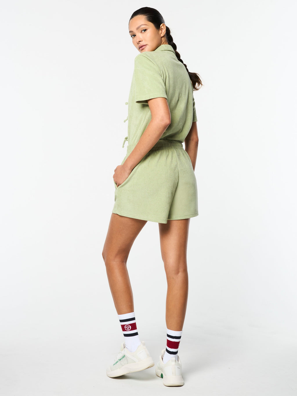 Edda Short- Reseda