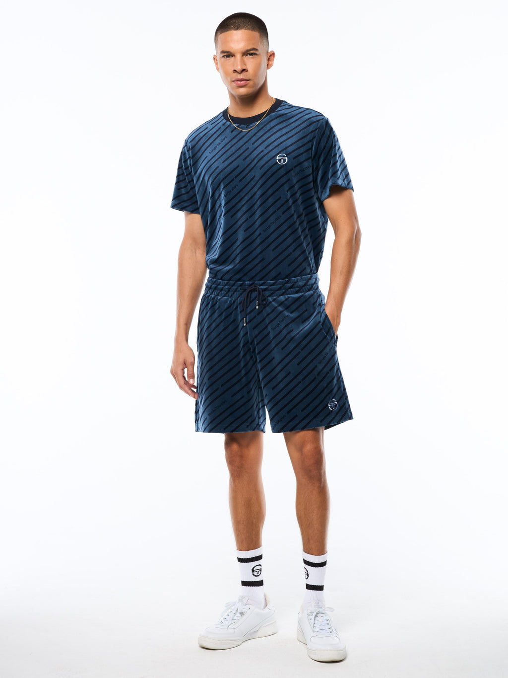 Obliquo Velour Short-Key Largo