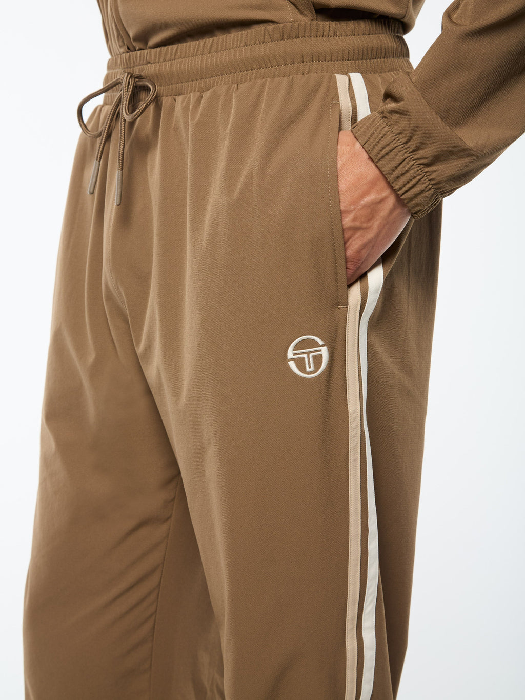 Damarindo Performance Track Pant-Cub